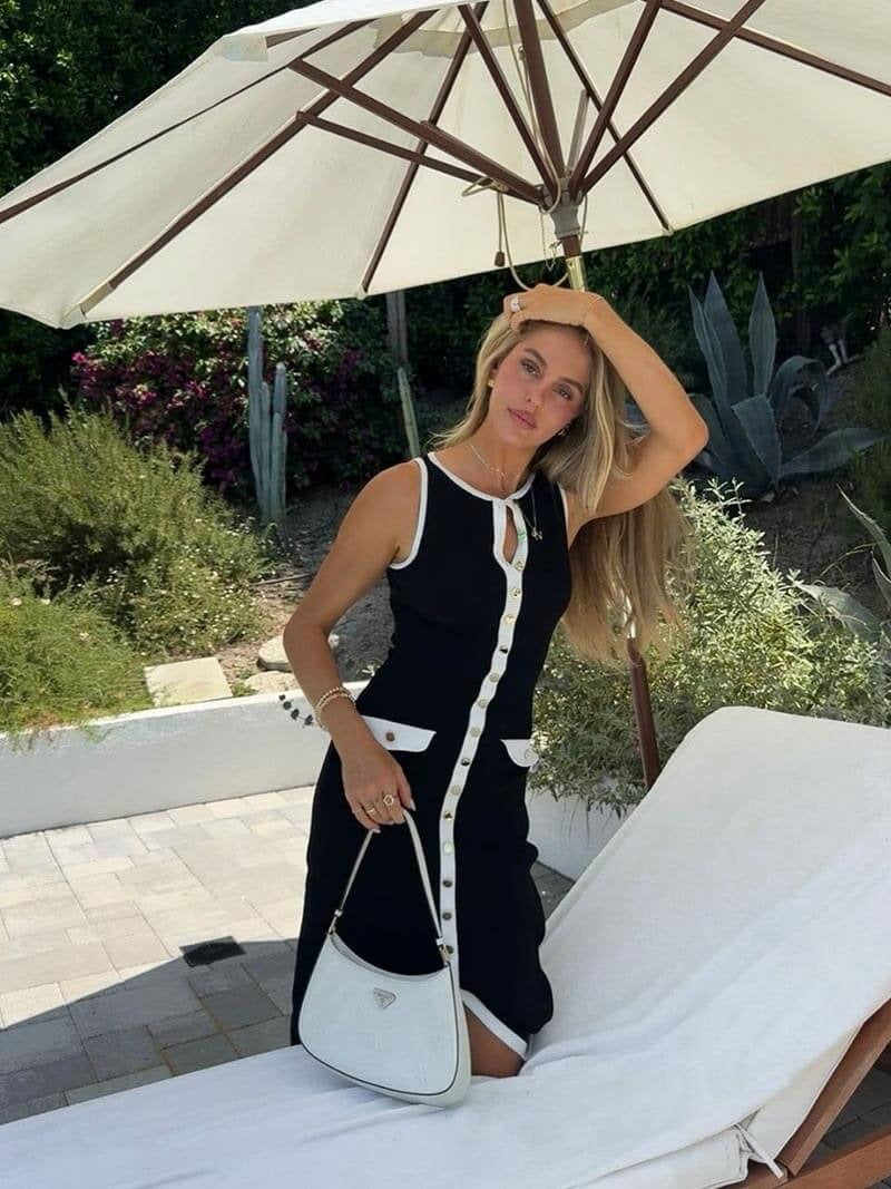 Ribbed Slim-Fit Knit Dress with Gold Buttons and Pockets